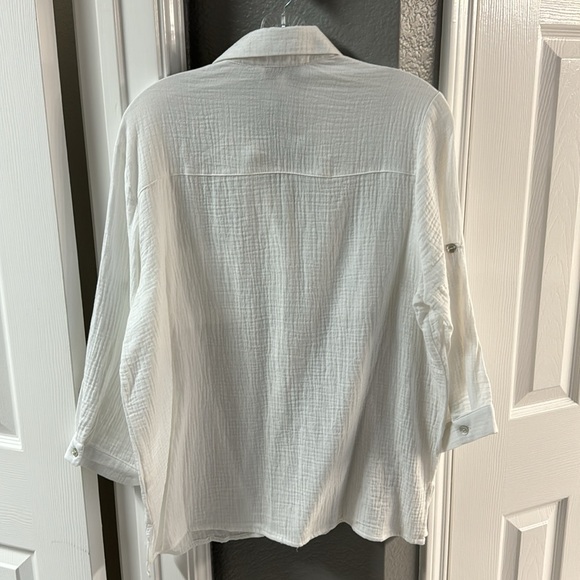Pinch button up blouse - Picture 6 of 8